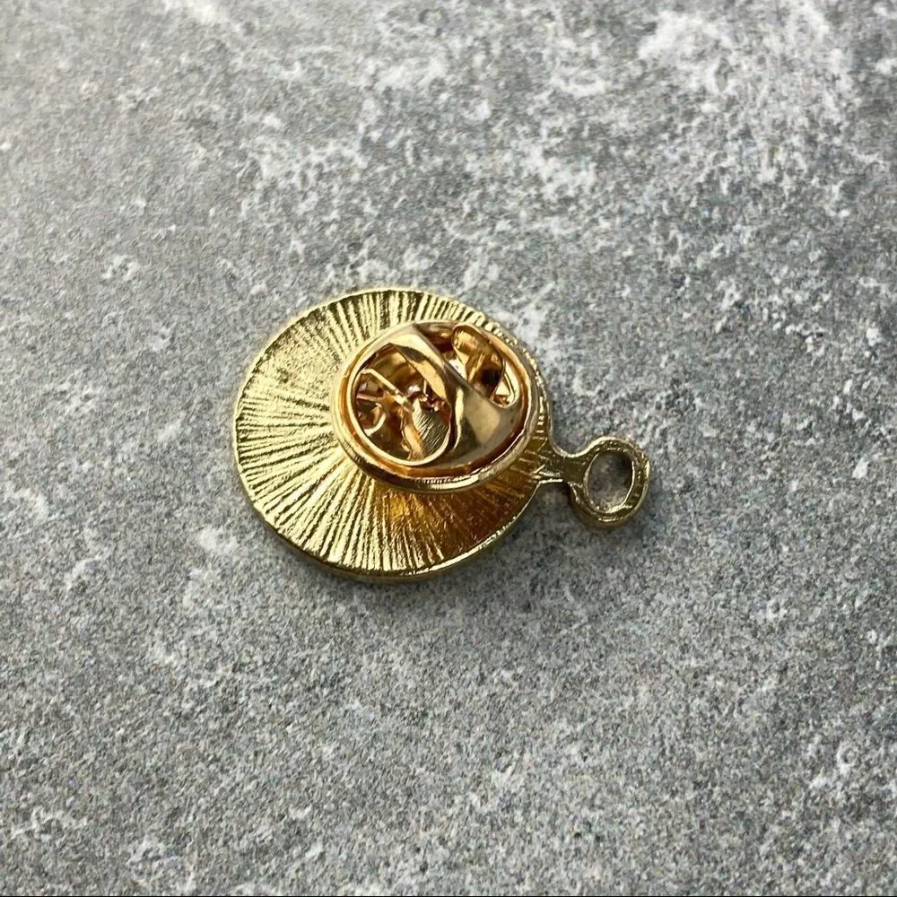 Clock Alice in Wonderland Collection Enamel Pin